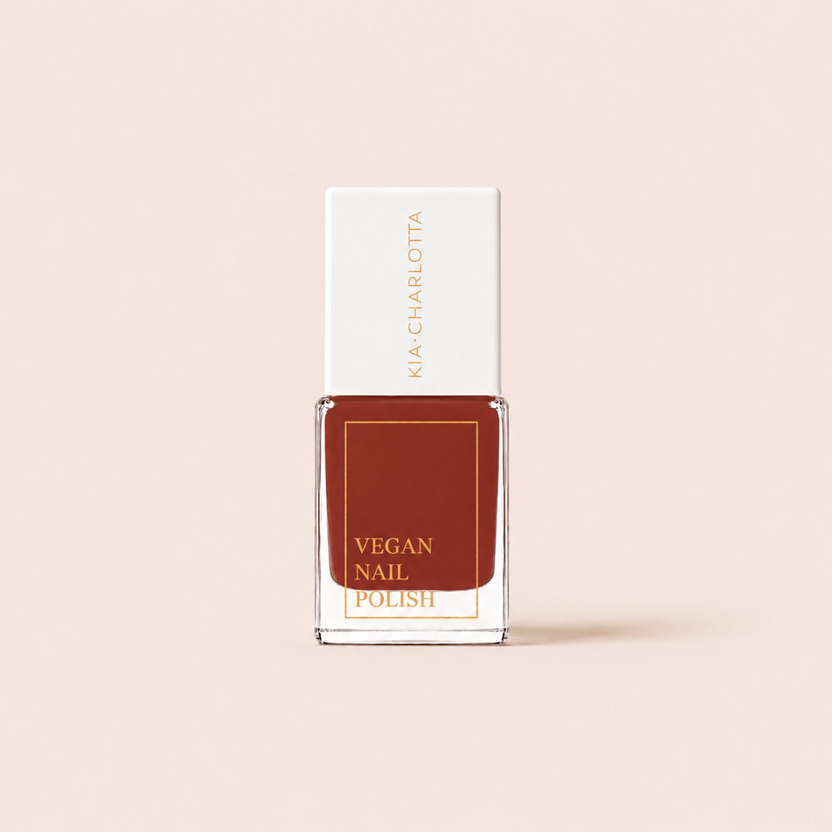 Veganer Nagellack Determination in Dunkelrot von Kia Charlotta