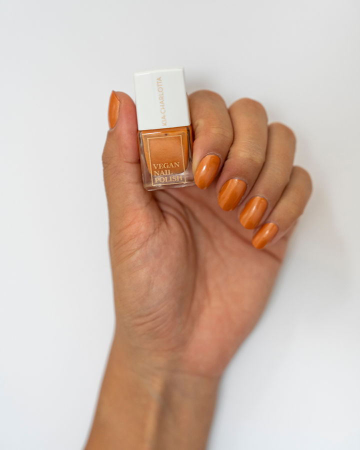 Kia Charlotta veganer Nagellack – nachhaltige Farbe ohne Schadstoffe, tierversuchsfrei, vegan Nail Polish