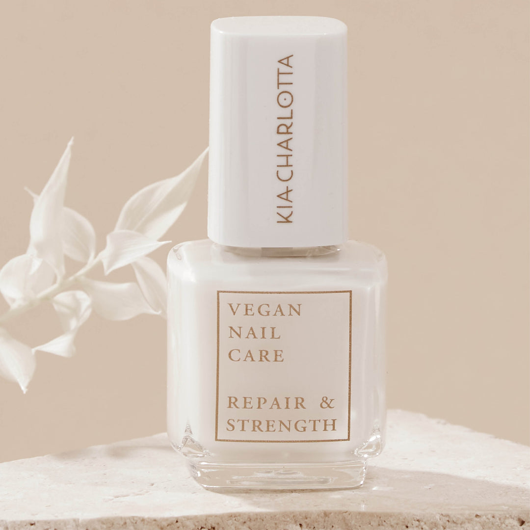 Repair & Strength von Kia Charlotta