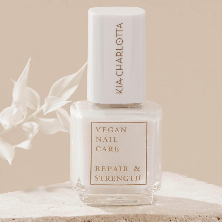 Repair & Strength von Kia Charlotta
