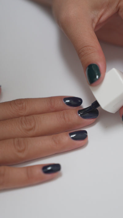 Kia Charlotta veganer Nagellack Royal– nachhaltige Farbe ohne Schadstoffe, tierversuchsfrei, vegan