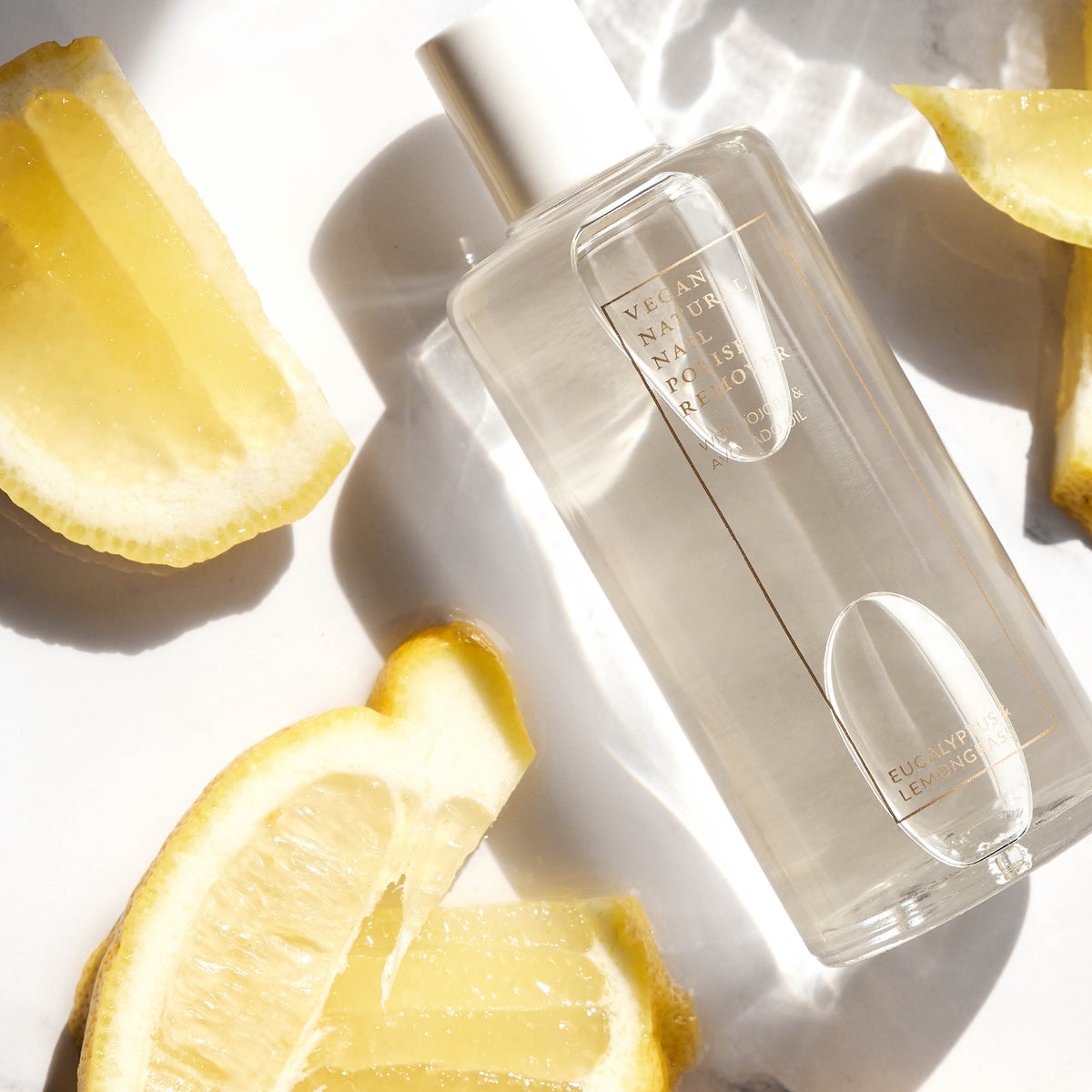 Nagellackentferner ohne Aceton, vegan von Kia Charlotta